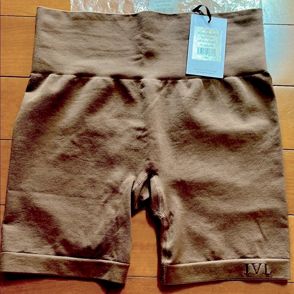 Biker Shorts IVL Collective